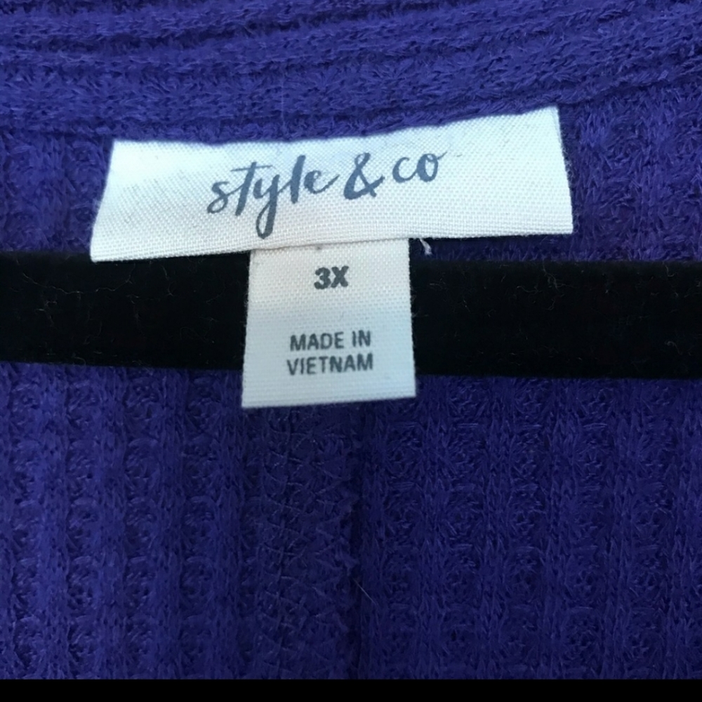 Sweater - Picture 2 of 3